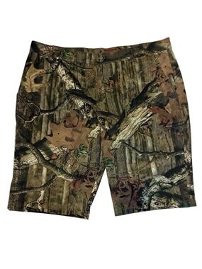 Mossy Oak Men's Camouflage Cargo Shorts - Green/Brown Print
